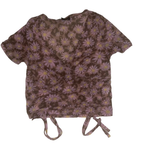 Social Scene Mesh Flower Top Large - Picture 2 of 6